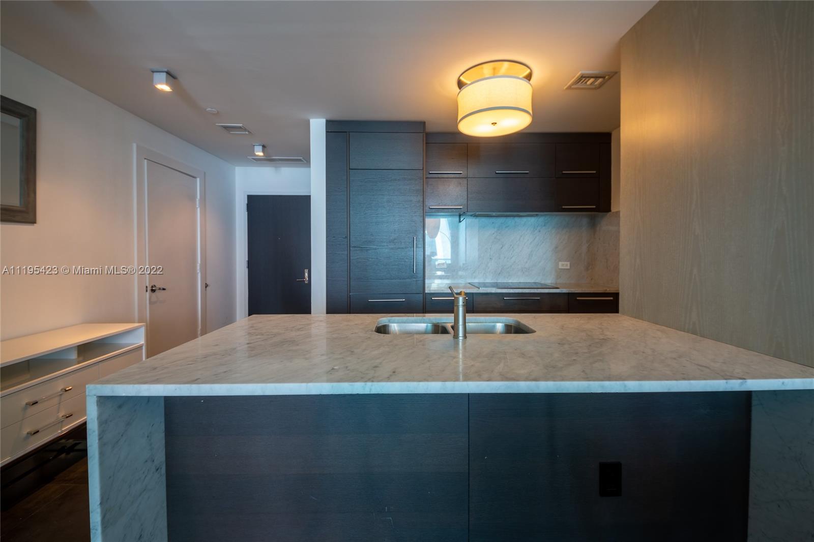 900 Biscayne Blvd Unit: 3910
