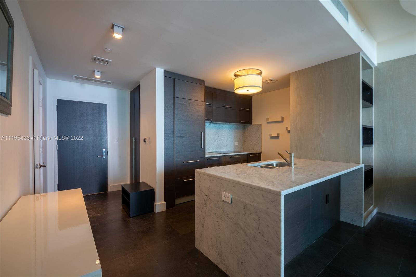900 Biscayne Blvd Unit: 3910