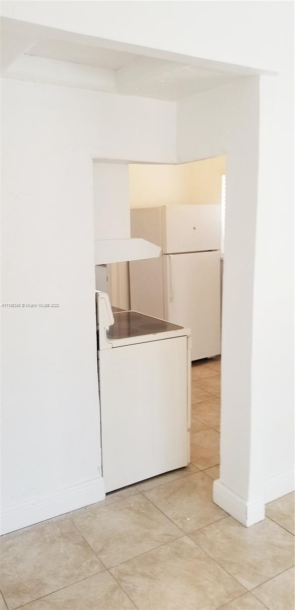 1220 SW 25th Ave Unit: 1220