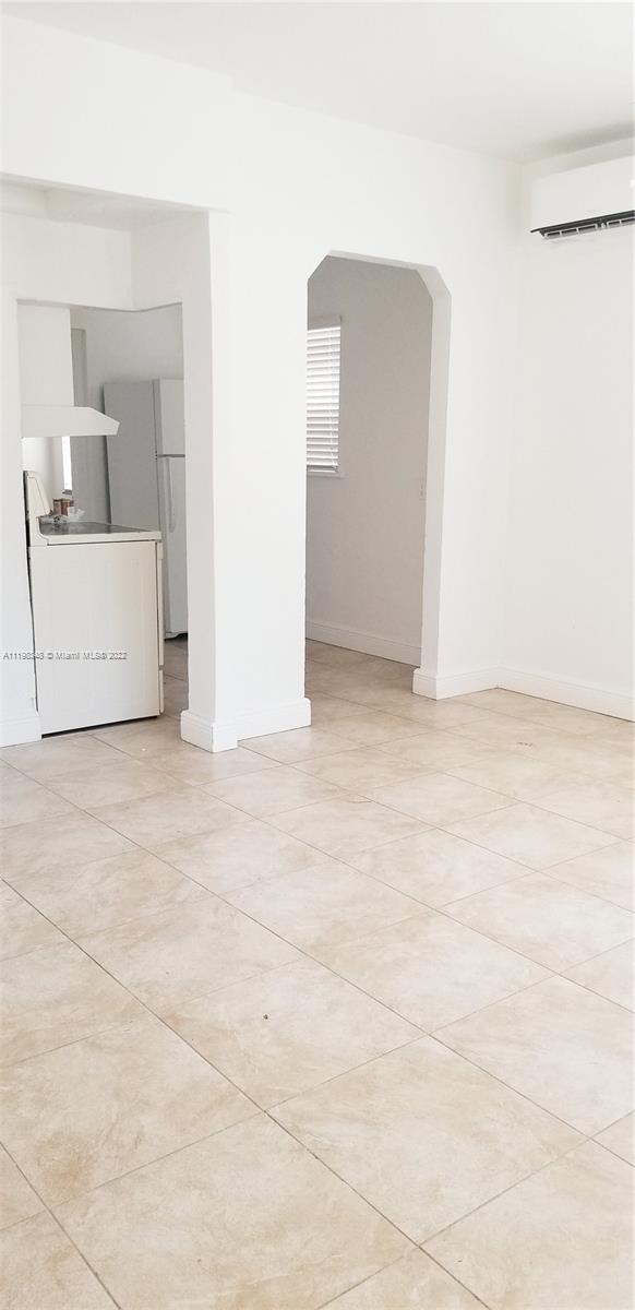 1220 SW 25th Ave Unit: 1220