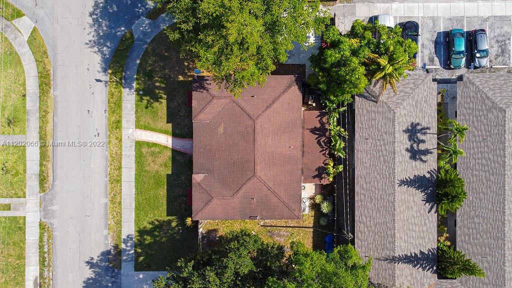 12125 NE 7th Ave