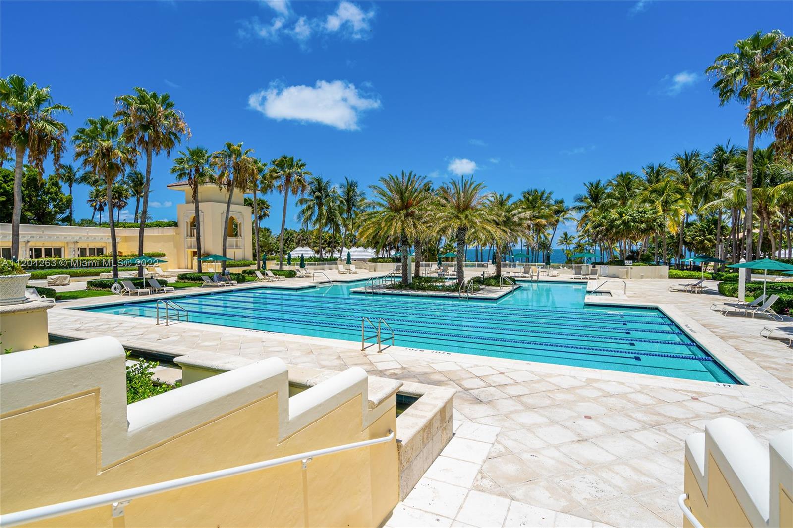765 Crandon Blvd Unit: 505