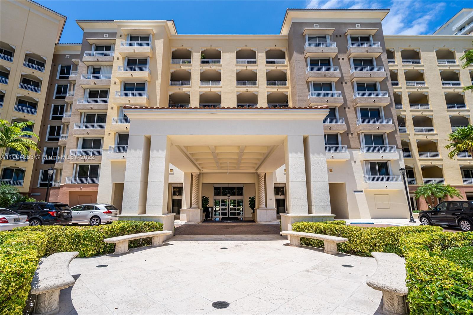 765 Crandon Blvd Unit: 505