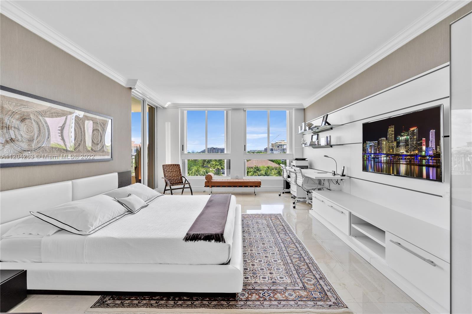 765 Crandon Blvd Unit: 505
