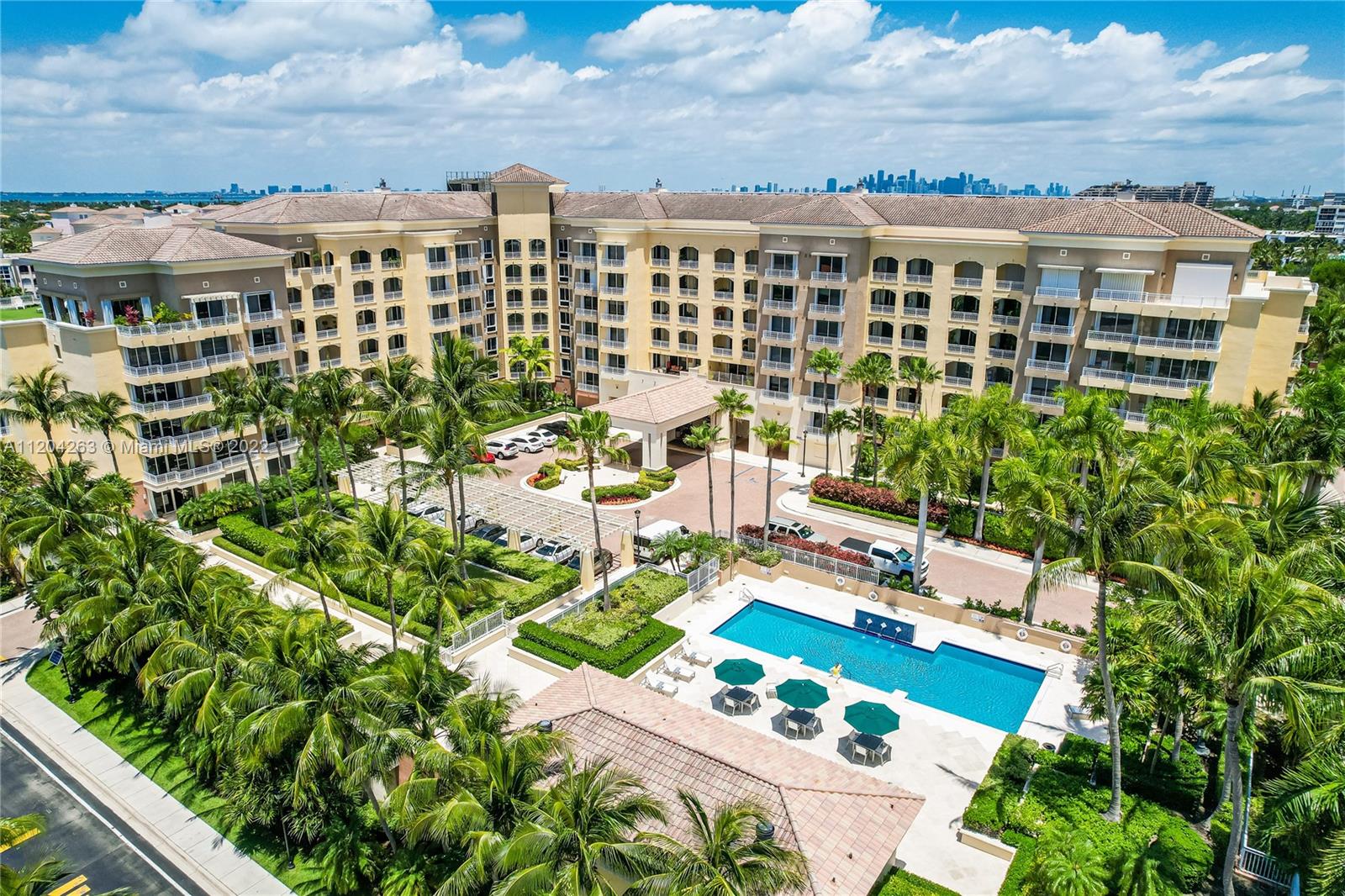 765 Crandon Blvd Unit: 505