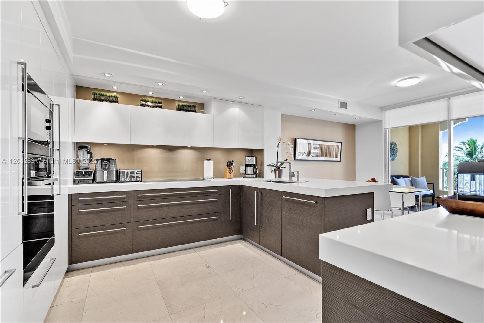 765 Crandon Blvd Unit: 505