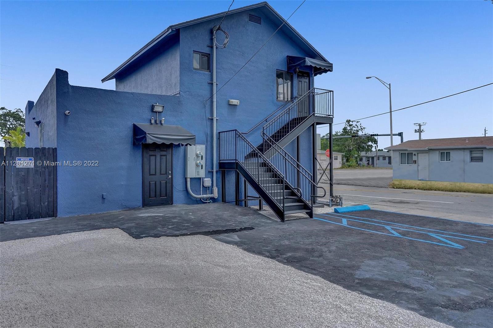 348 SW 57th Ave