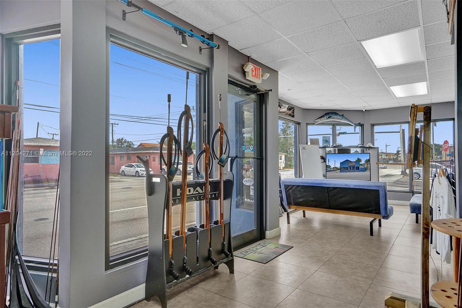 348 SW 57th Ave