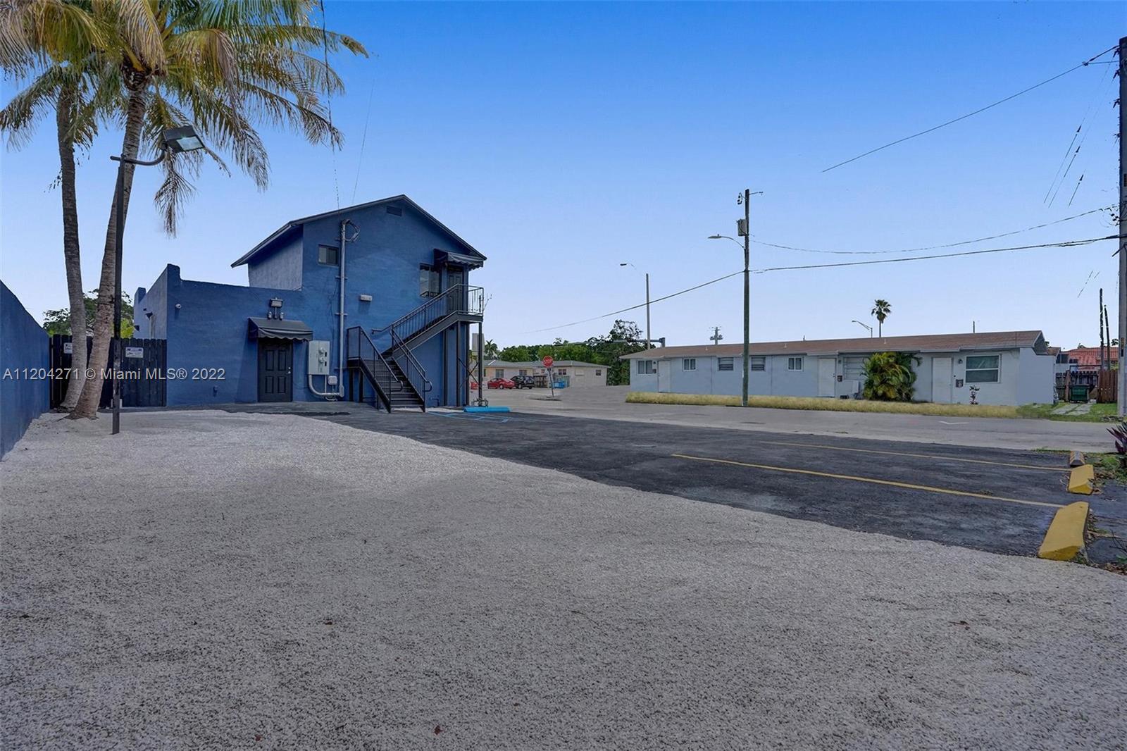 348 SW 57th Ave
