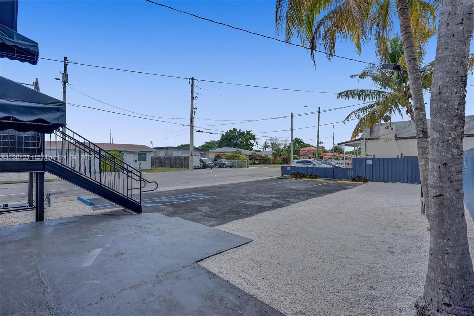 348 SW 57th Ave