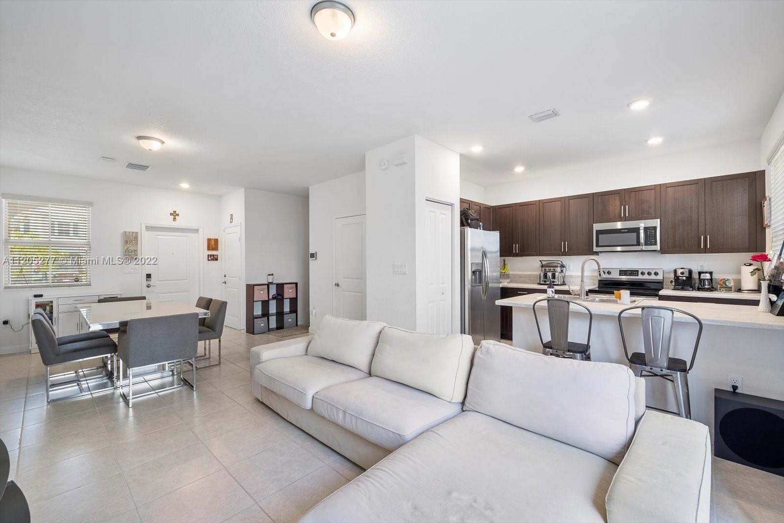 2661 SE 13th St Unit: 2661