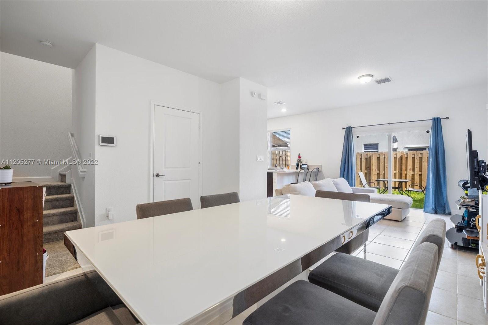 2661 SE 13th St Unit: 2661