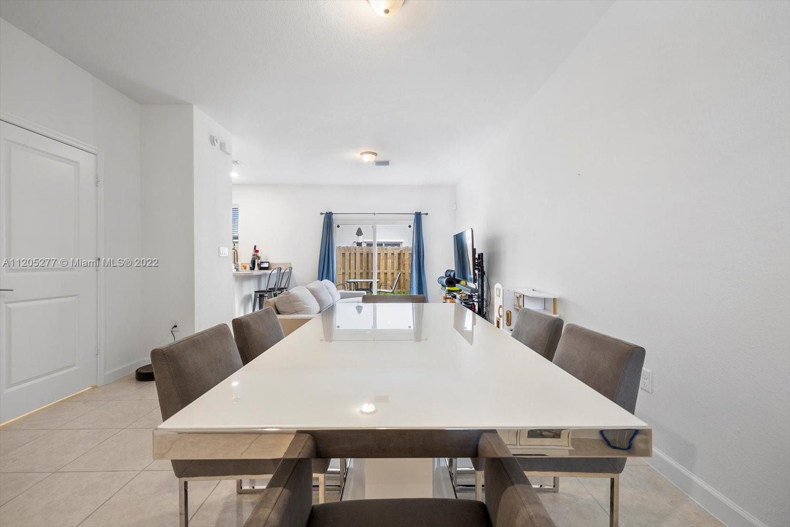 2661 SE 13th St Unit: 2661