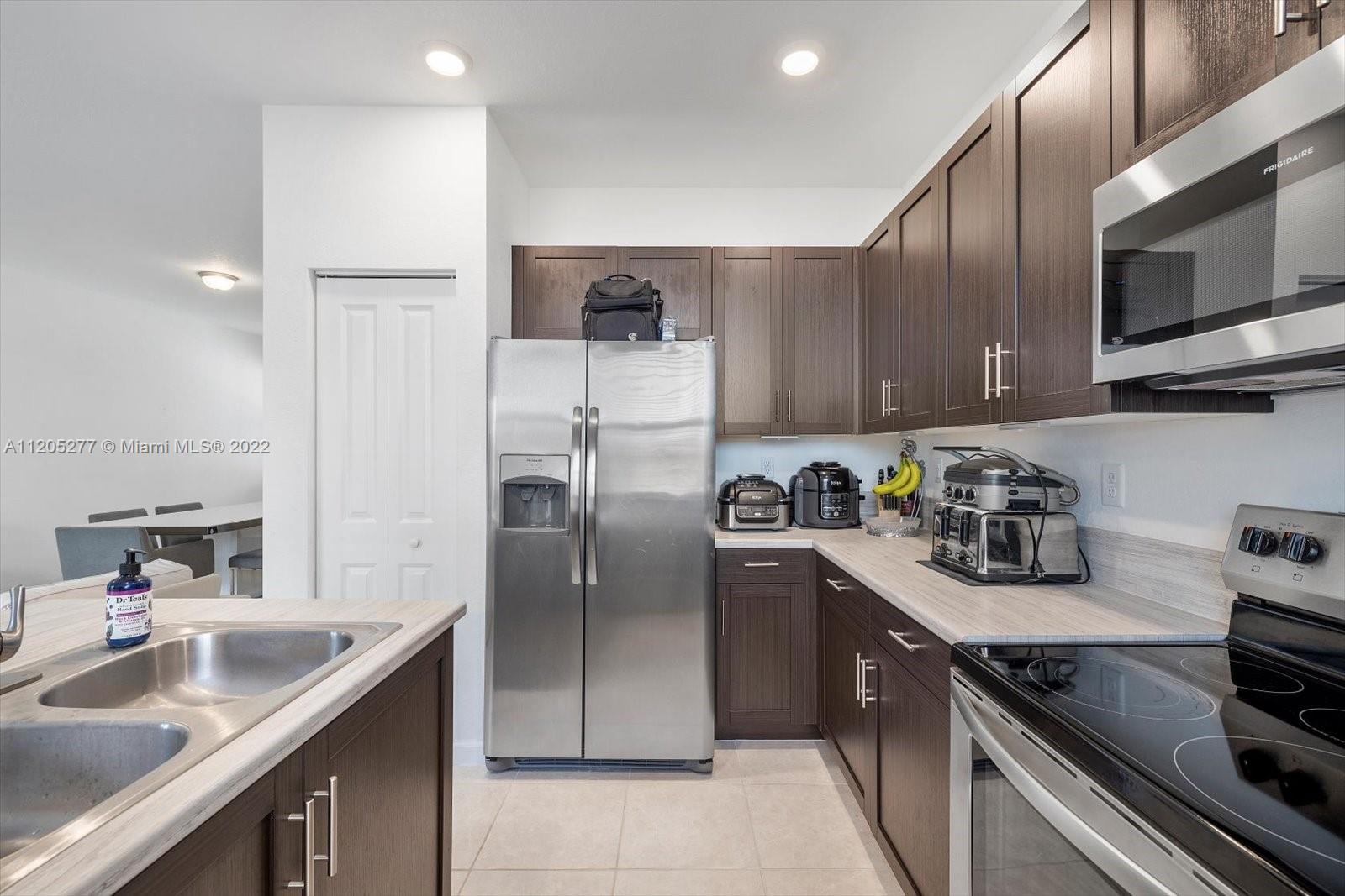 2661 SE 13th St Unit: 2661
