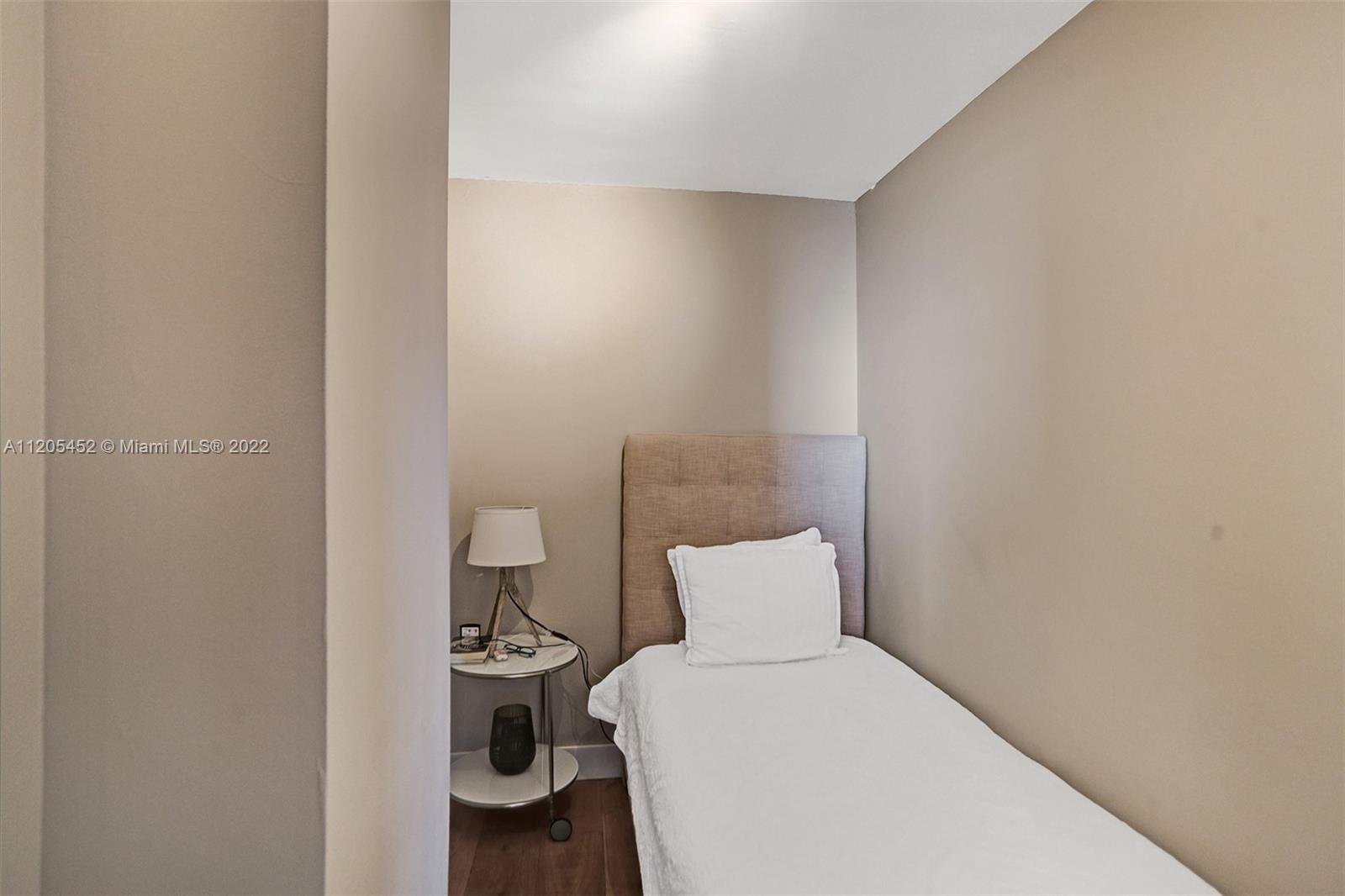 3 Grove Isle Dr Unit: C1507