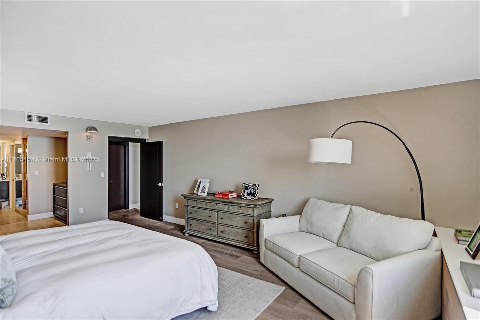 3 Grove Isle Dr Unit: C1507
