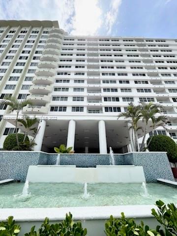 5005 Collins Ave Unit: 1225