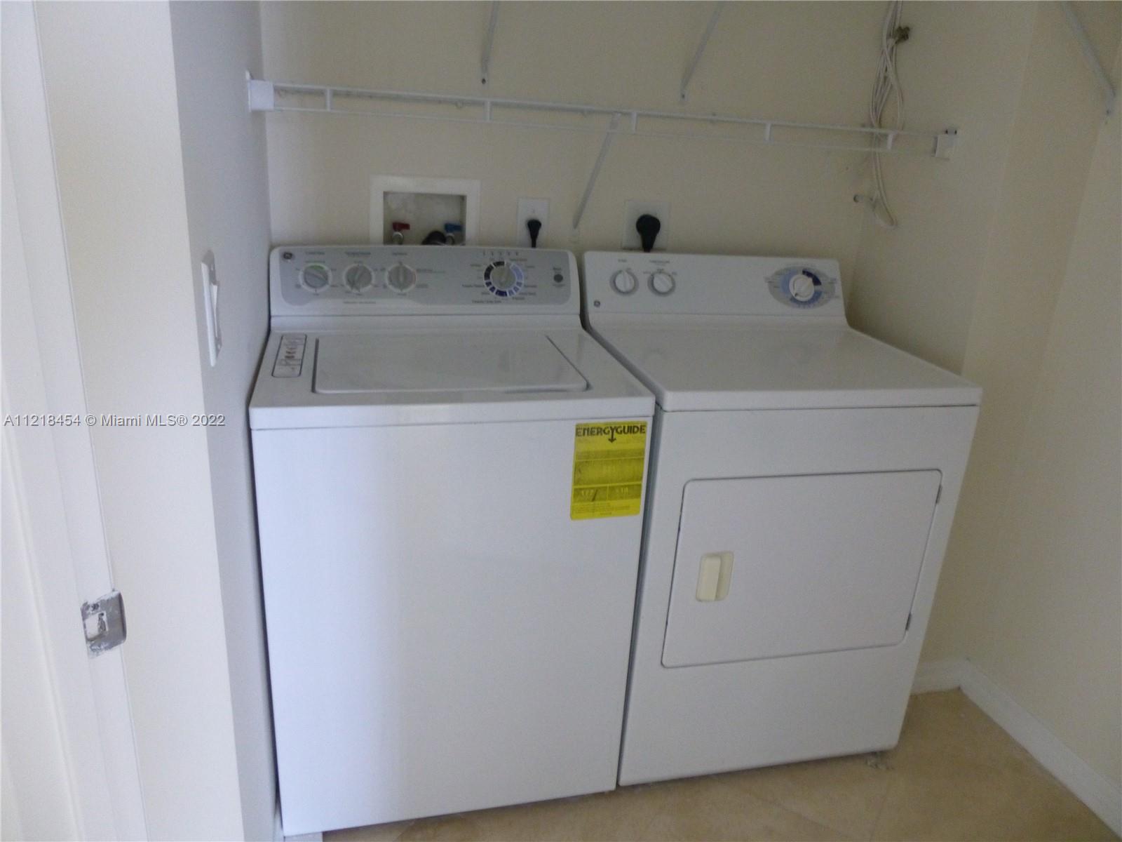 21055 NE 37th Ave Unit: 1009