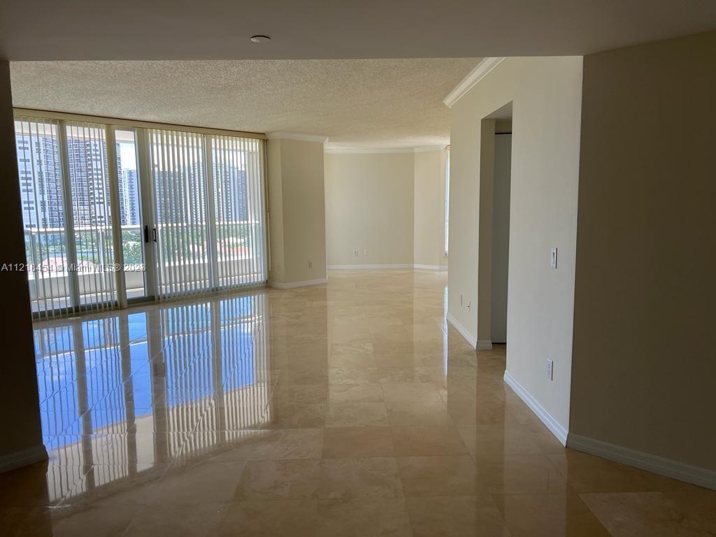 21055 NE 37th Ave Unit: 1009