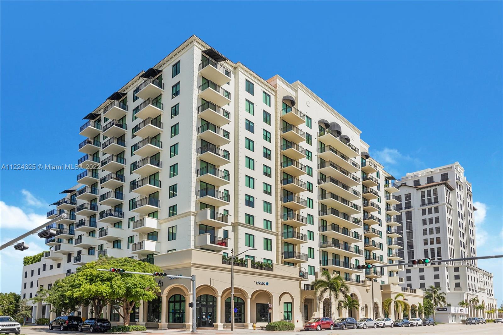 1300 Ponce De Leon Blvd Unit: 1207