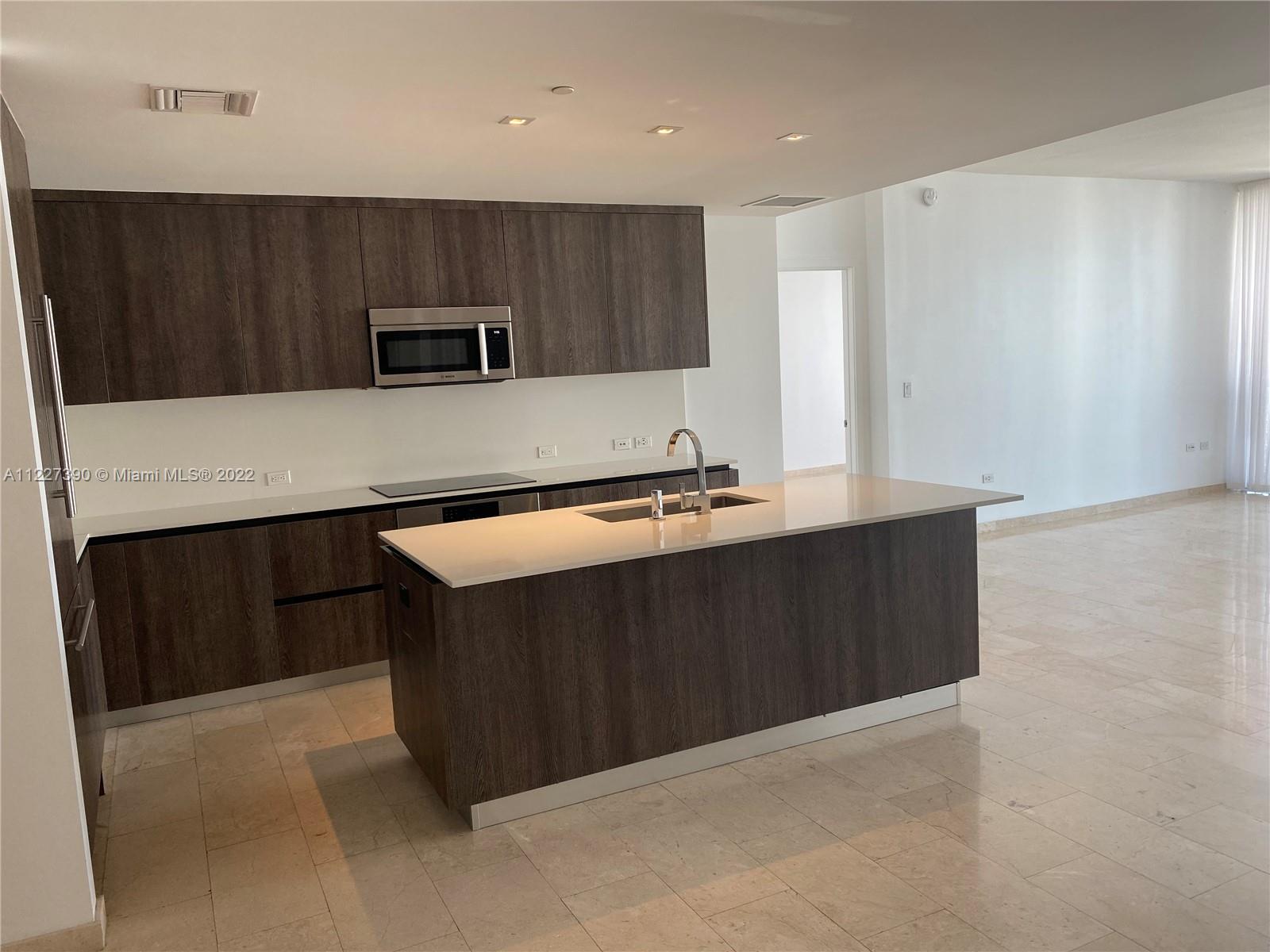 68 SE 6th St Unit: 3603