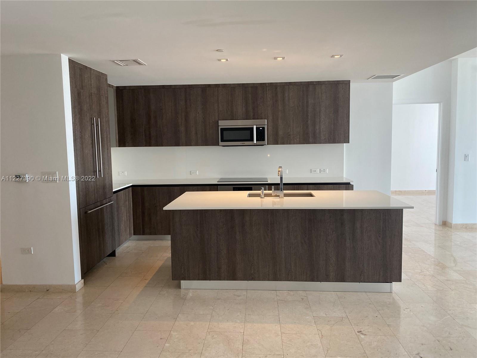 68 SE 6th St Unit: 3603