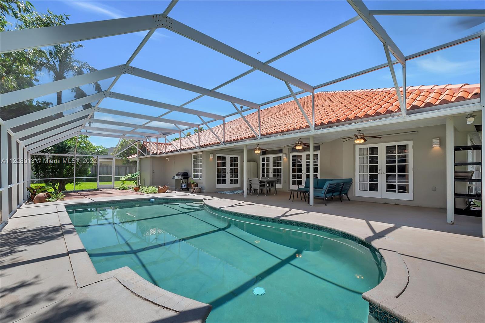8245 SW 179th Ter