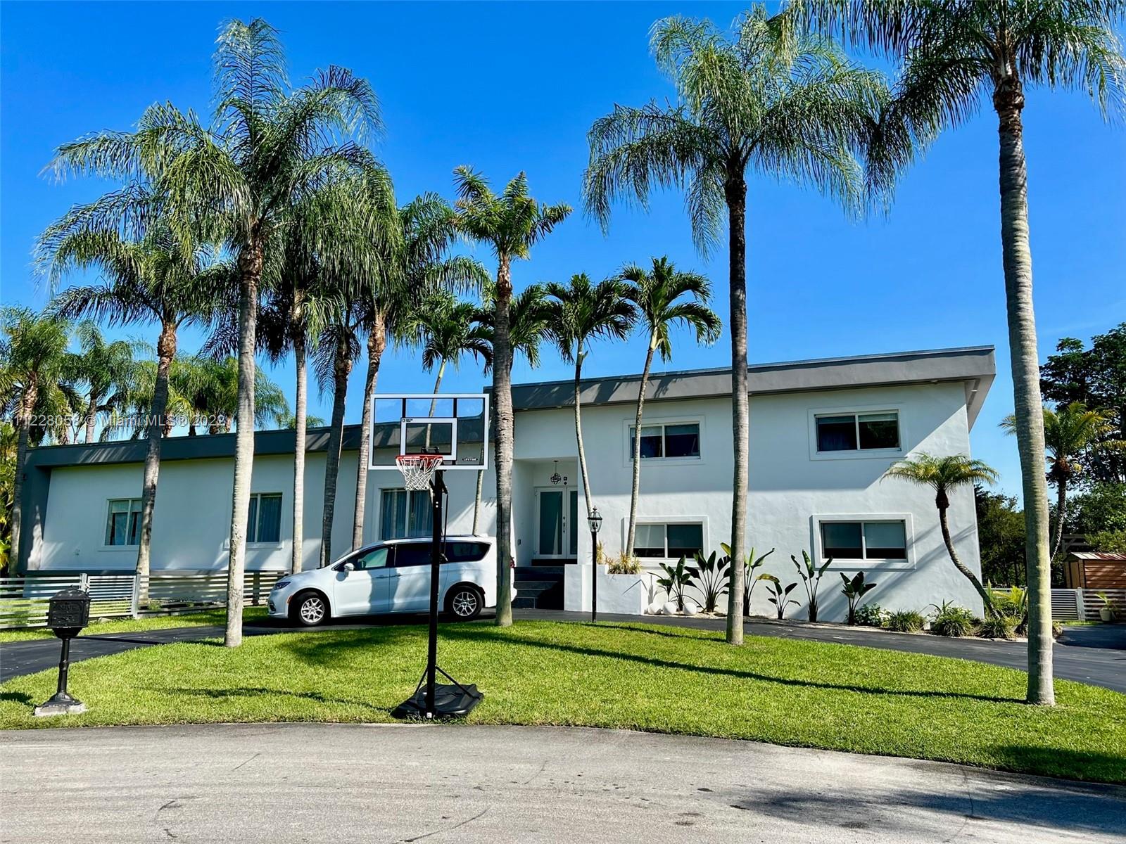 7720 SW 147th Ter