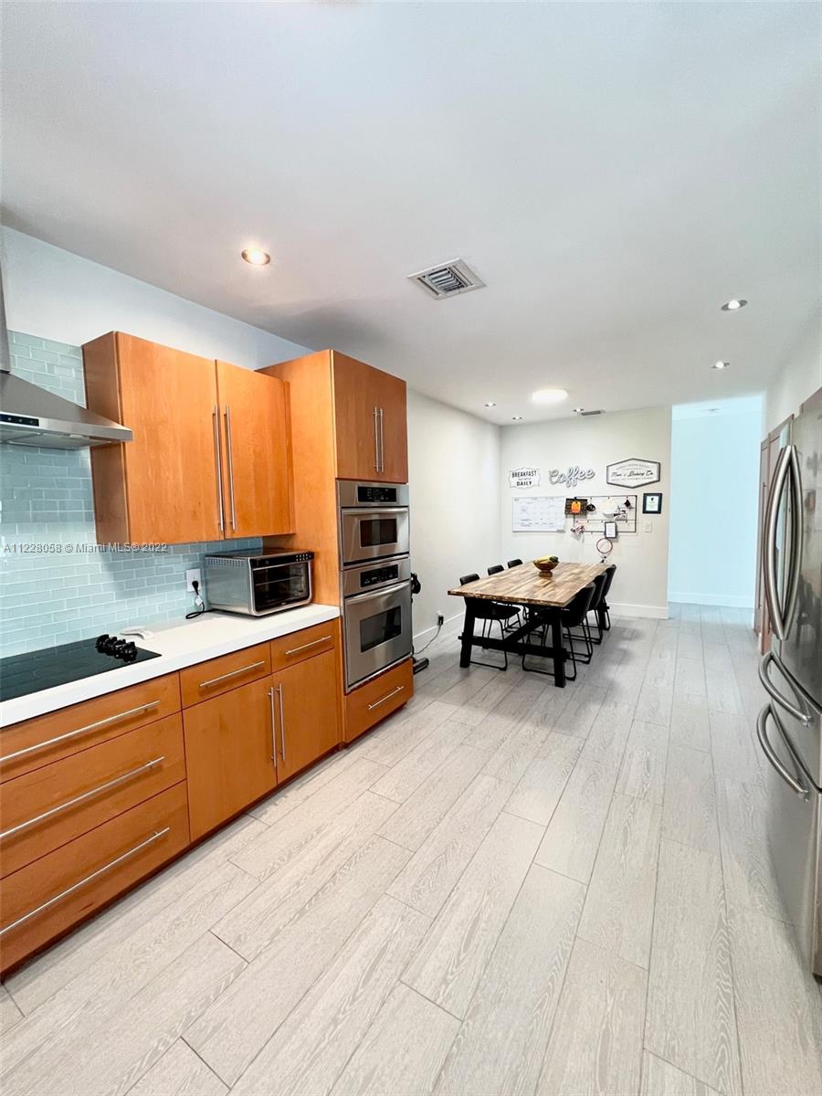 7720 SW 147th Ter