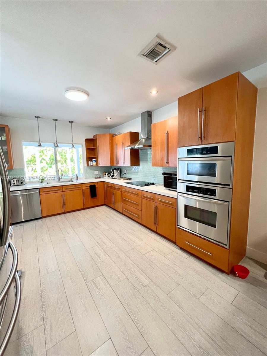 7720 SW 147th Ter