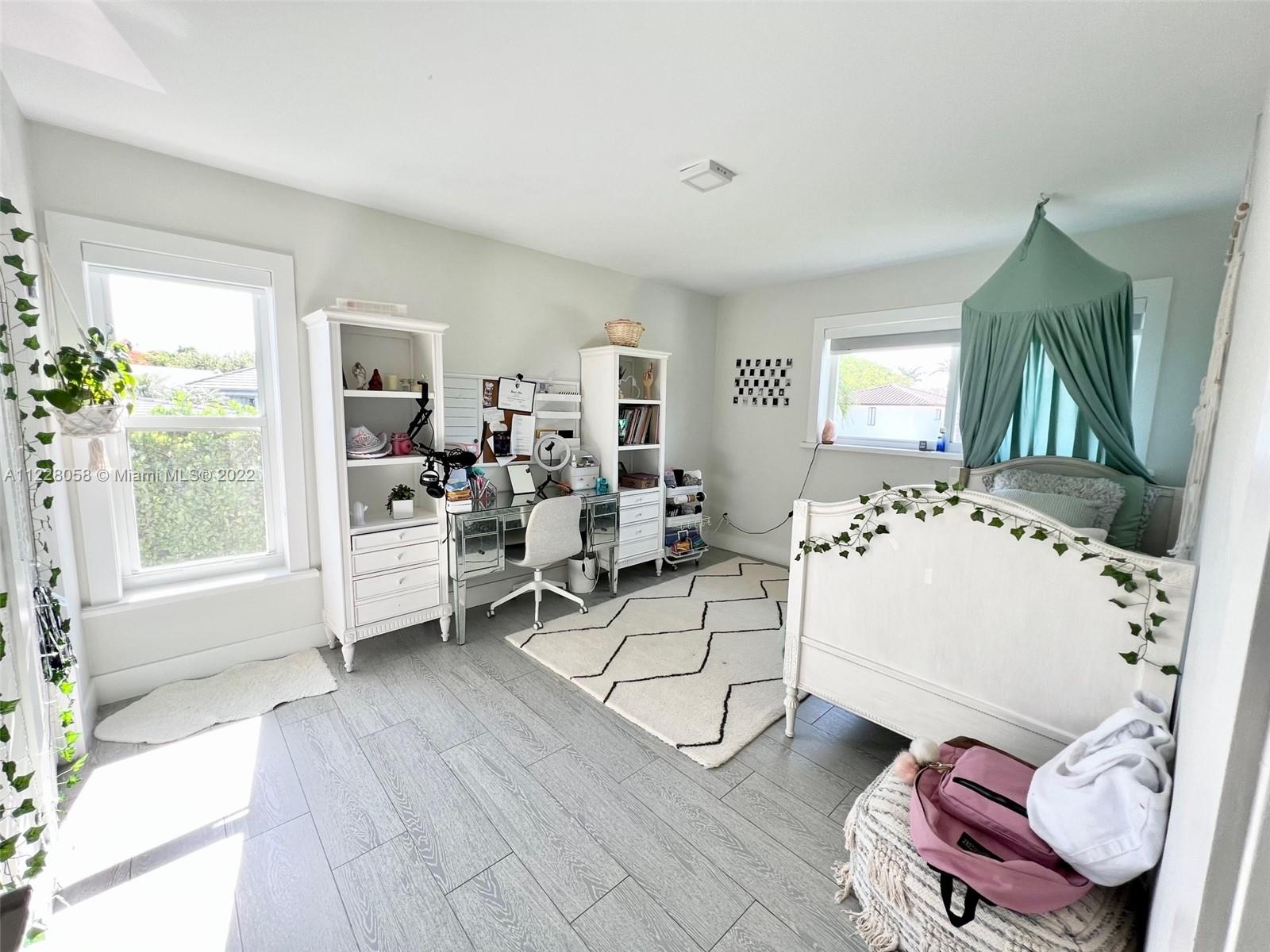 7720 SW 147th Ter