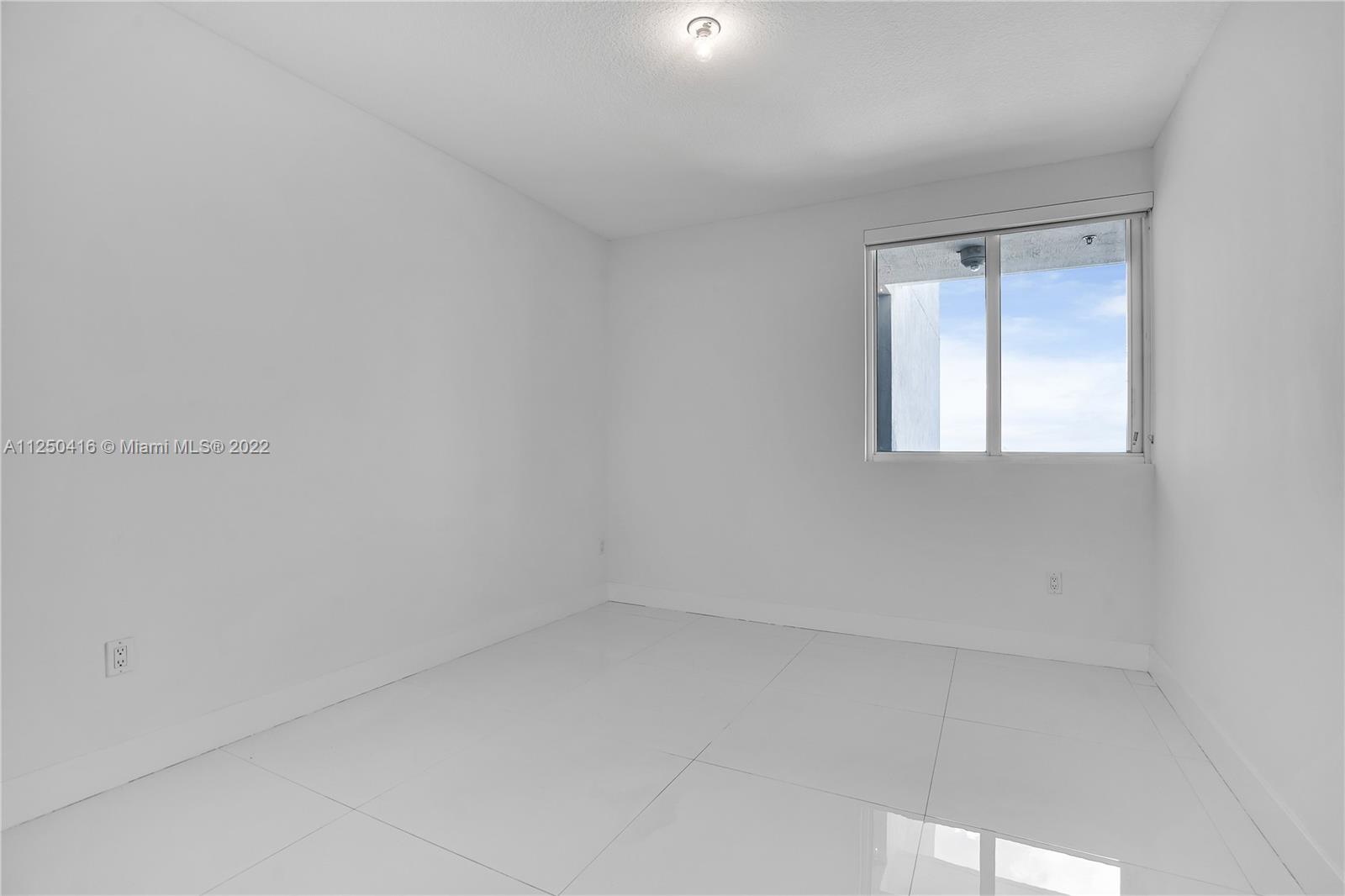 600 NE 27th St Unit: 2904