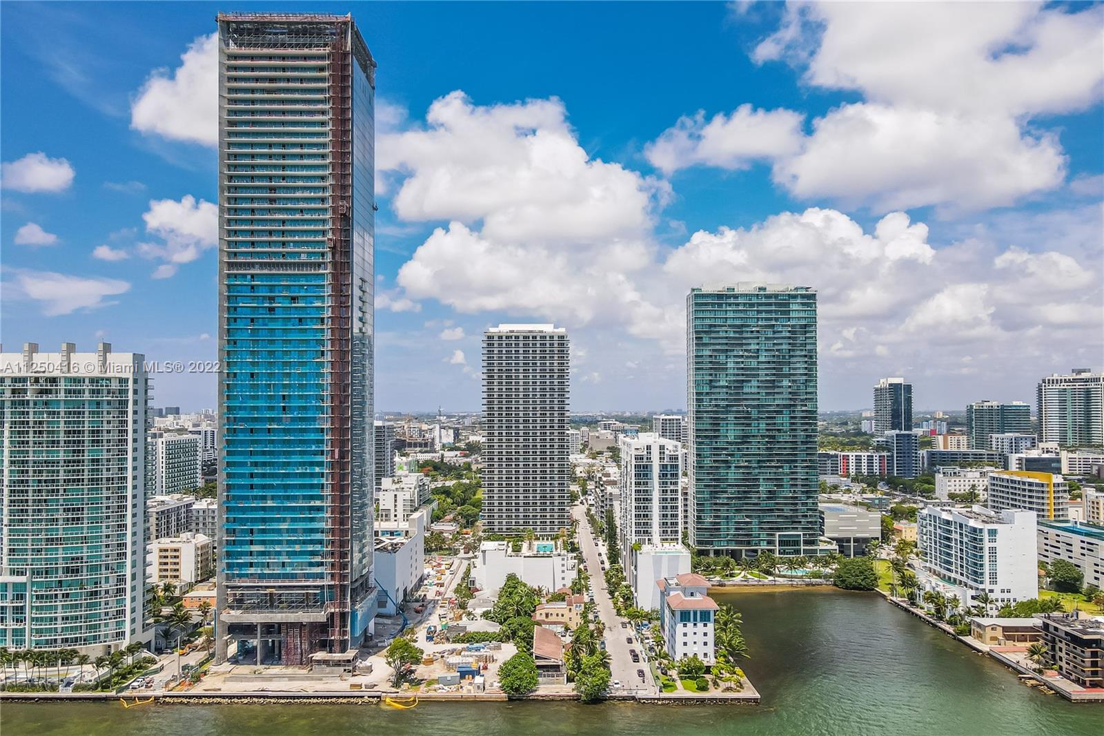 600 NE 27th St Unit: 2904