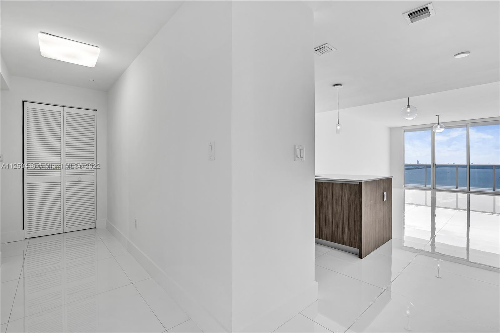 600 NE 27th St Unit: 2904