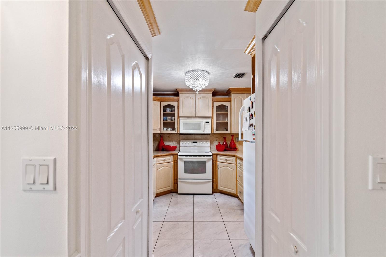 3416 SW 112 Ave Unit: 5-1