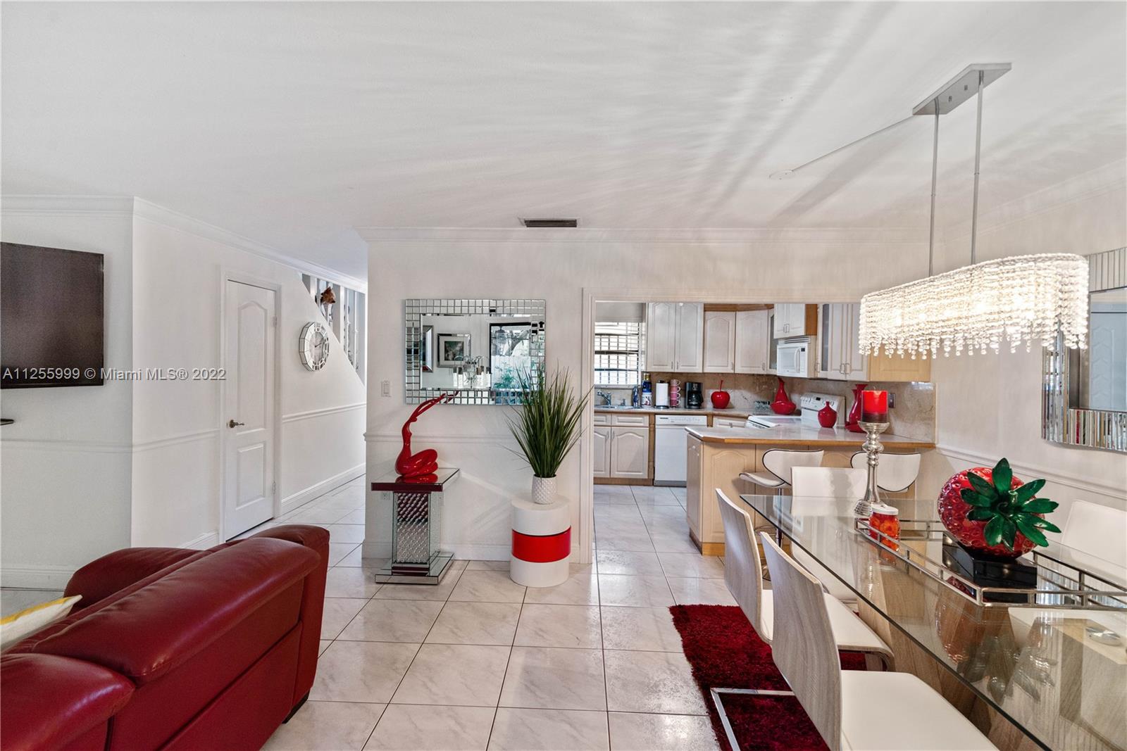 3416 SW 112 Ave Unit: 5-1