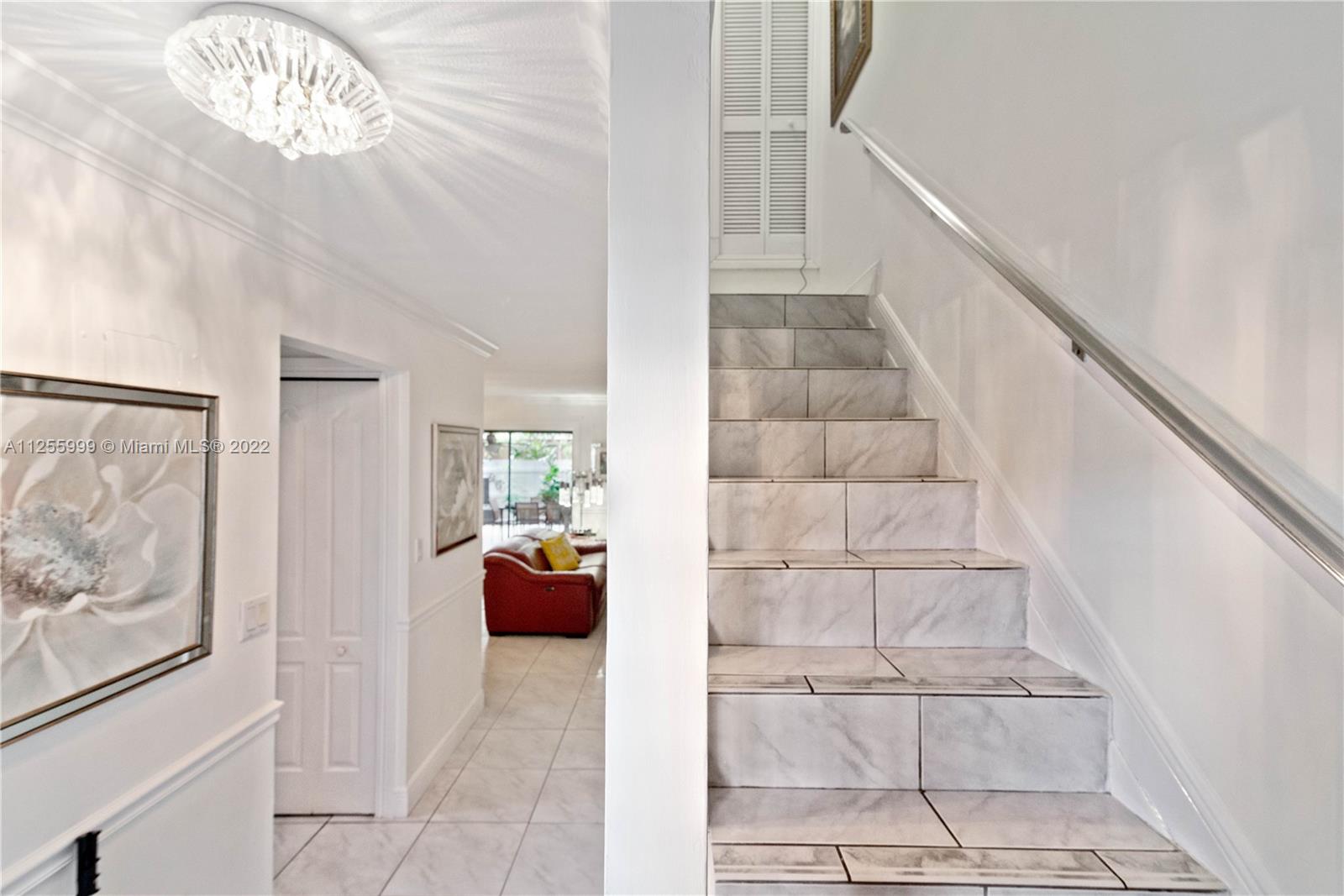 3416 SW 112 Ave Unit: 5-1