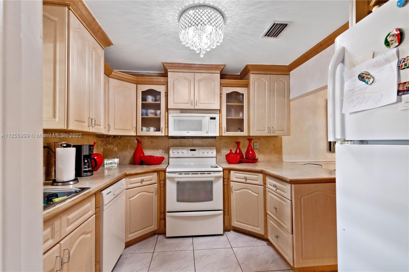 3416 SW 112 Ave Unit: 5-1
