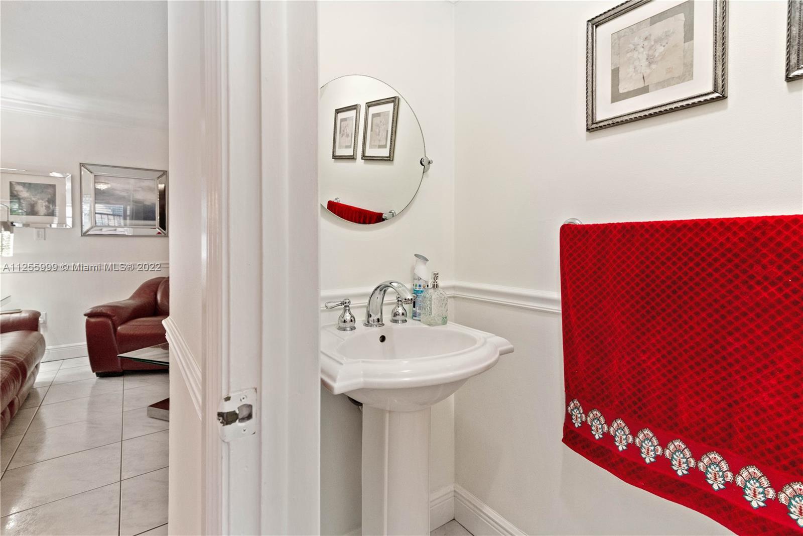 3416 SW 112 Ave Unit: 5-1
