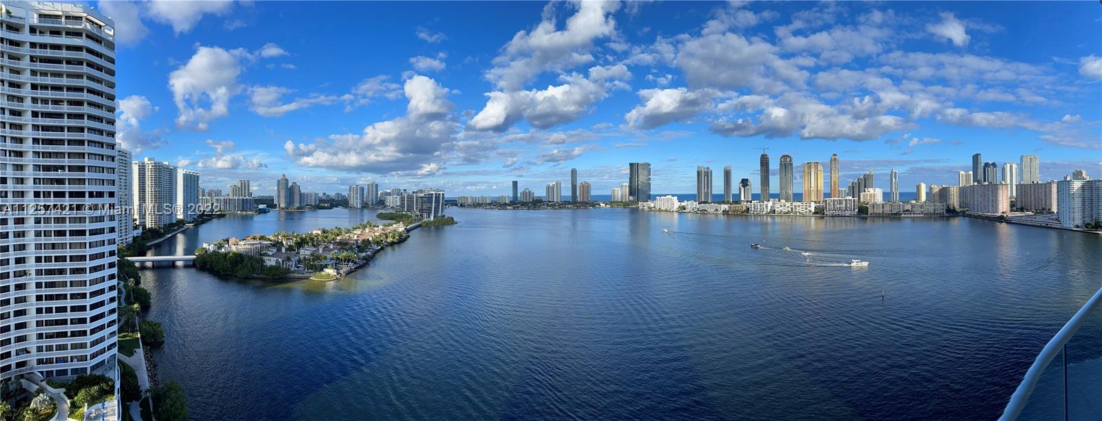 2800 Island Blvd Unit: 1904