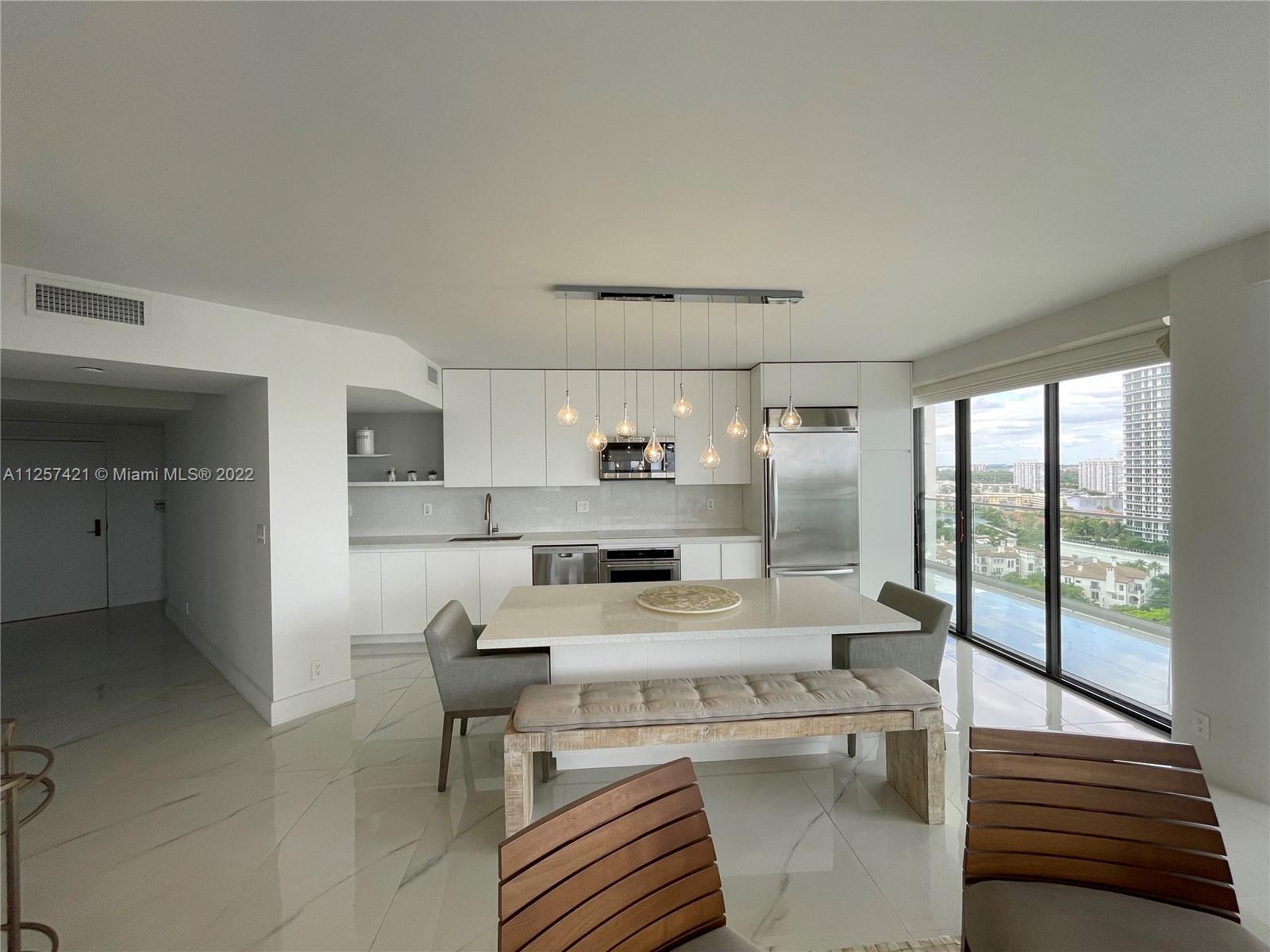 2800 Island Blvd Unit: 1904