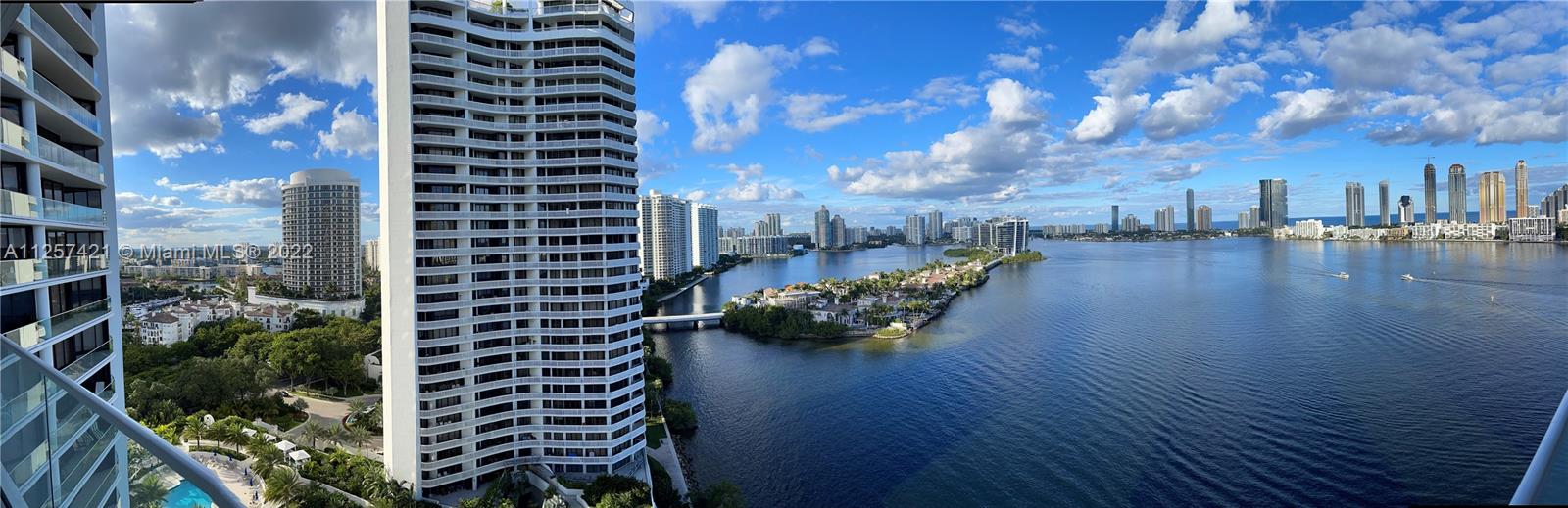 2800 Island Blvd Unit: 1904