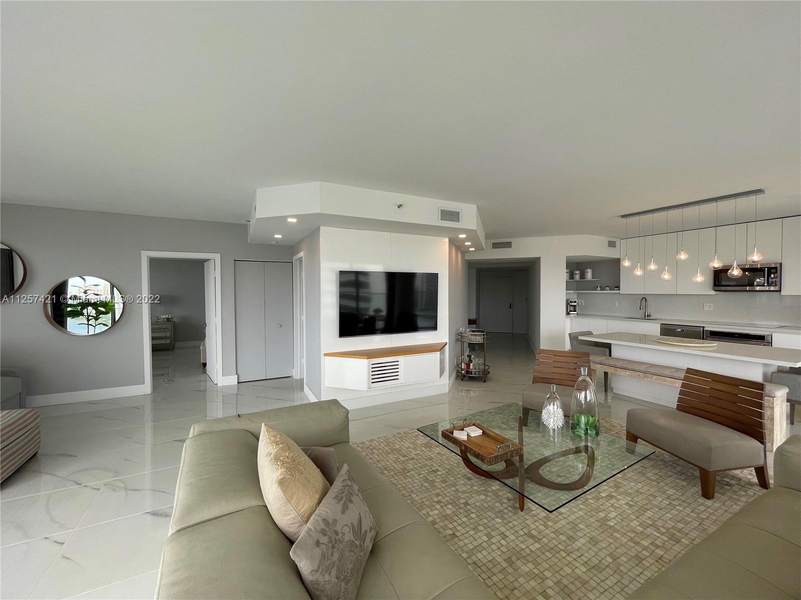 2800 Island Blvd Unit: 1904