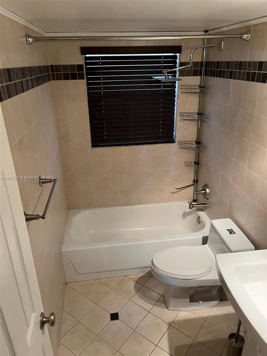 7775 SW 86 St Unit: F1-302