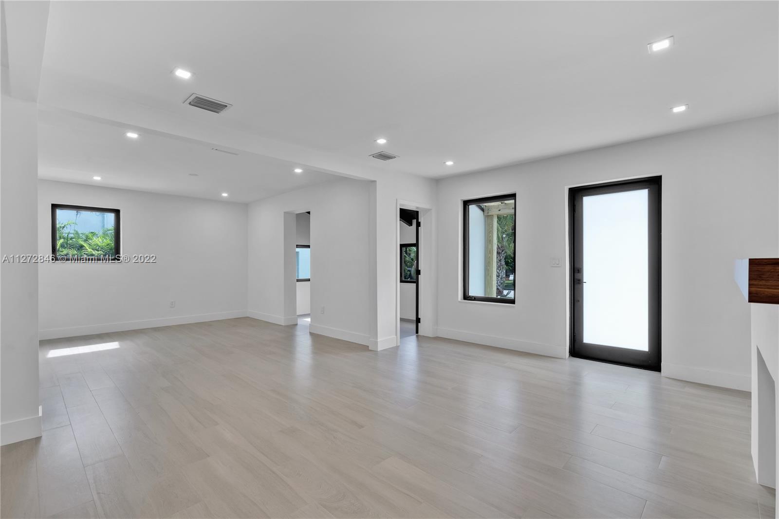 2145 SW 22nd Ter