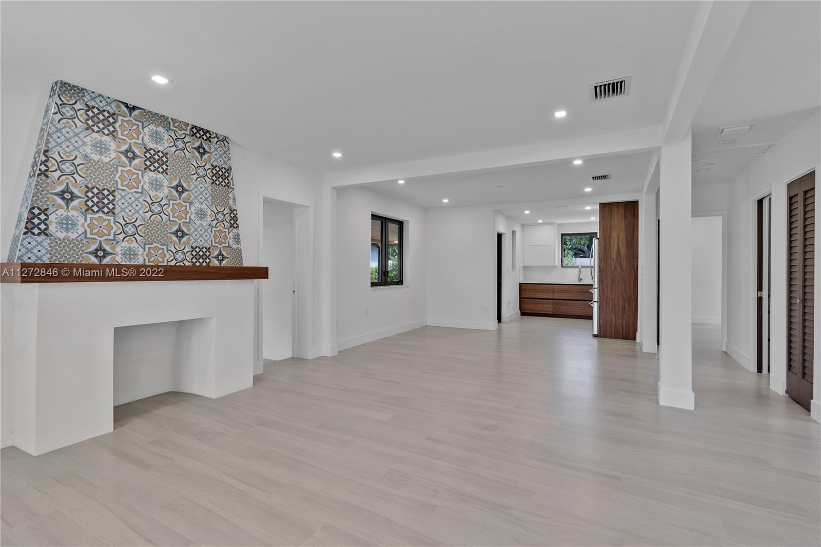 2145 SW 22nd Ter