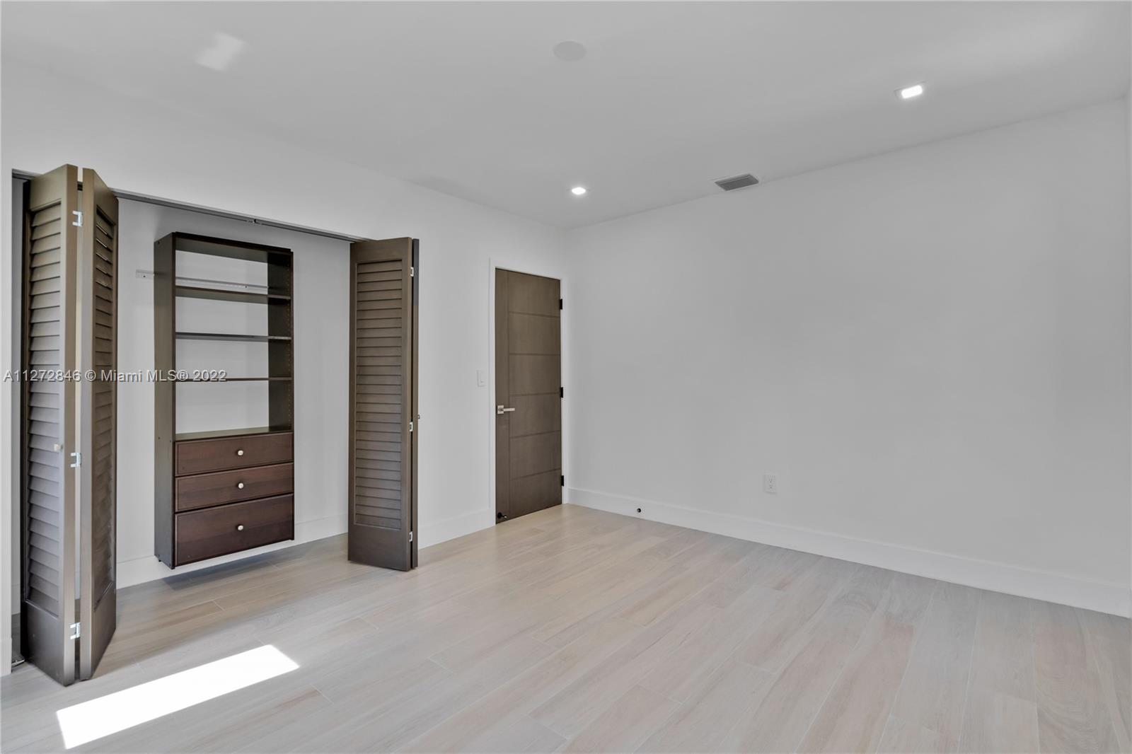 2145 SW 22nd Ter