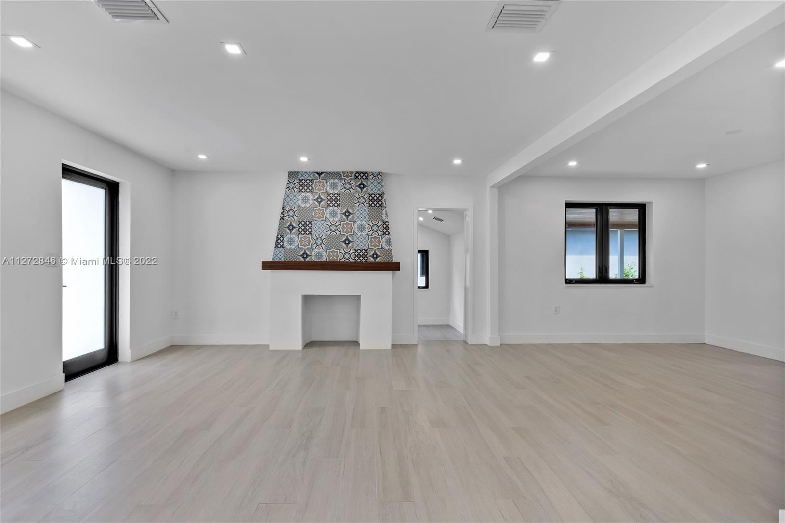 2145 SW 22nd Ter