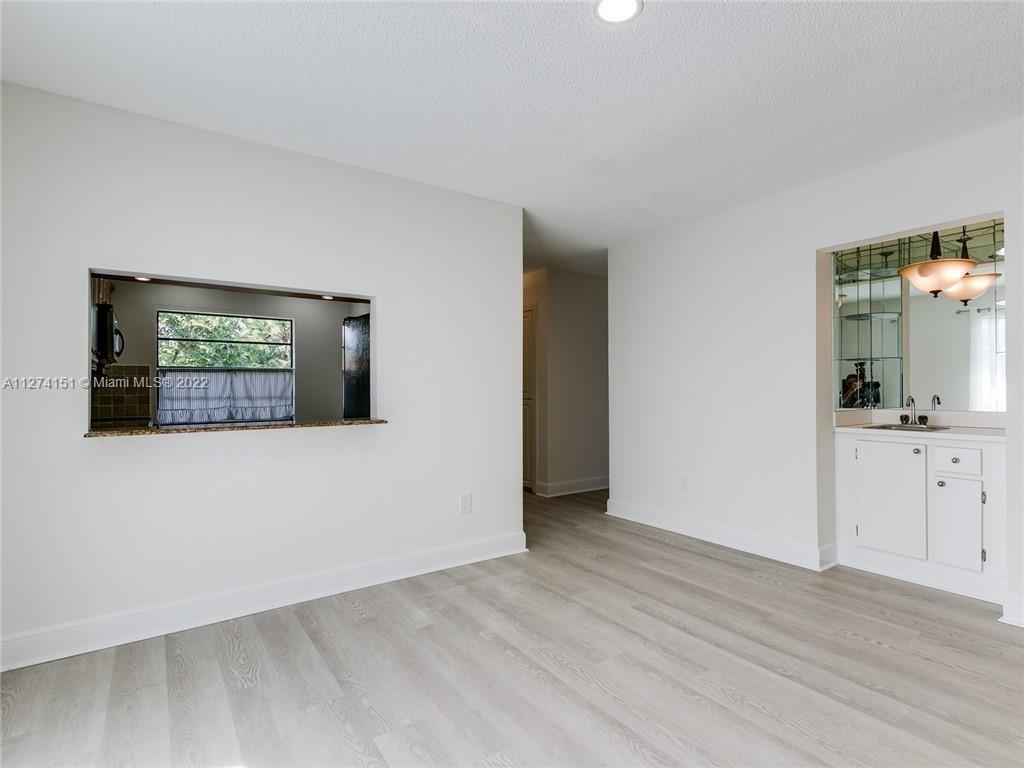 21559 Cypress Hammock Dr Unit: 44J