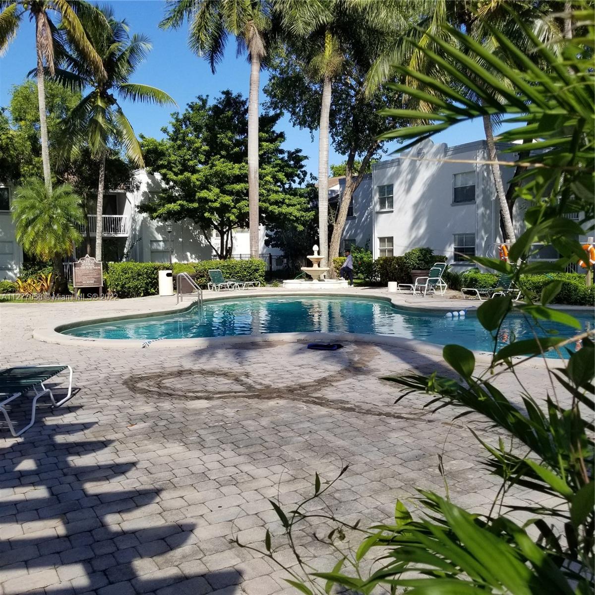 9772 NW 46th Ter Unit: 129
